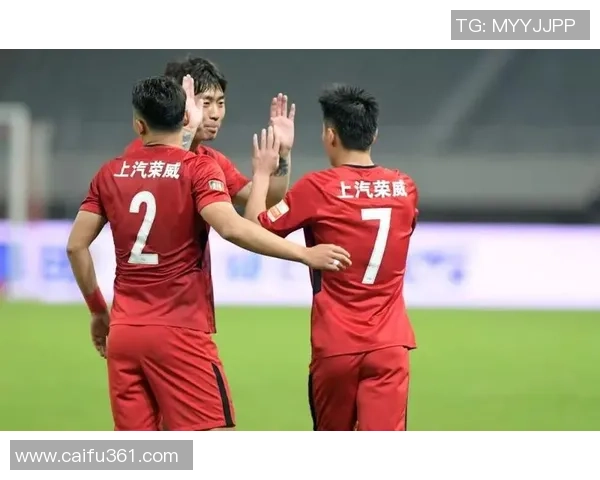 上海网球队以86分领跑世界锦标赛积分榜展现强大实力